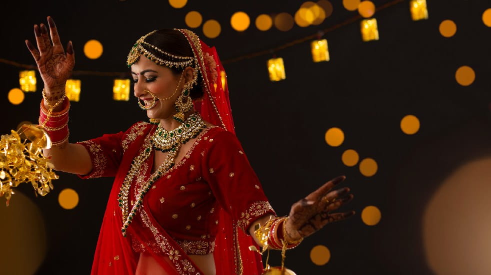 woman dancing bhangra